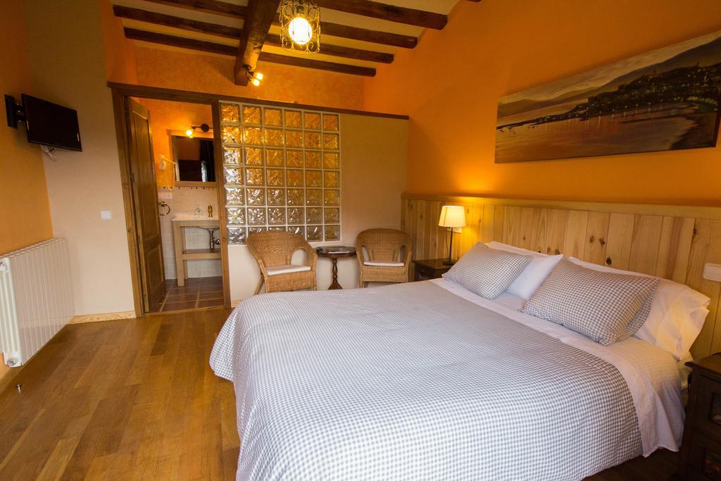 Casa Etxalde Guest House Camprodon Bilik gambar
